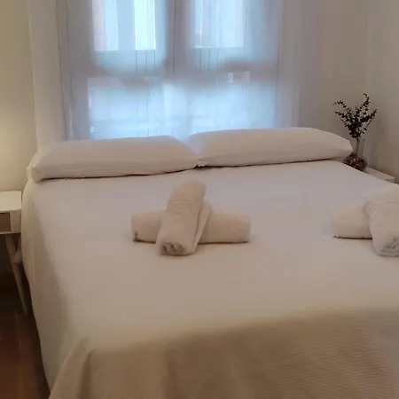 Apartamento Avello Con Parking