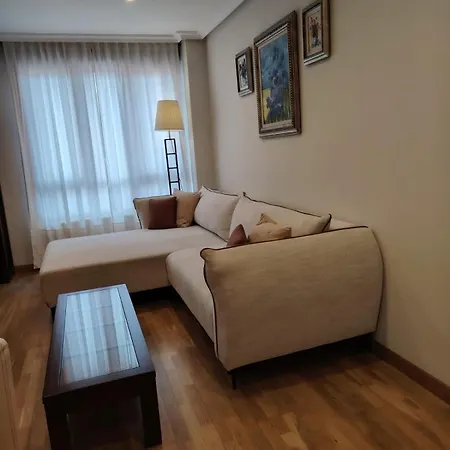 Avello Con Parking *